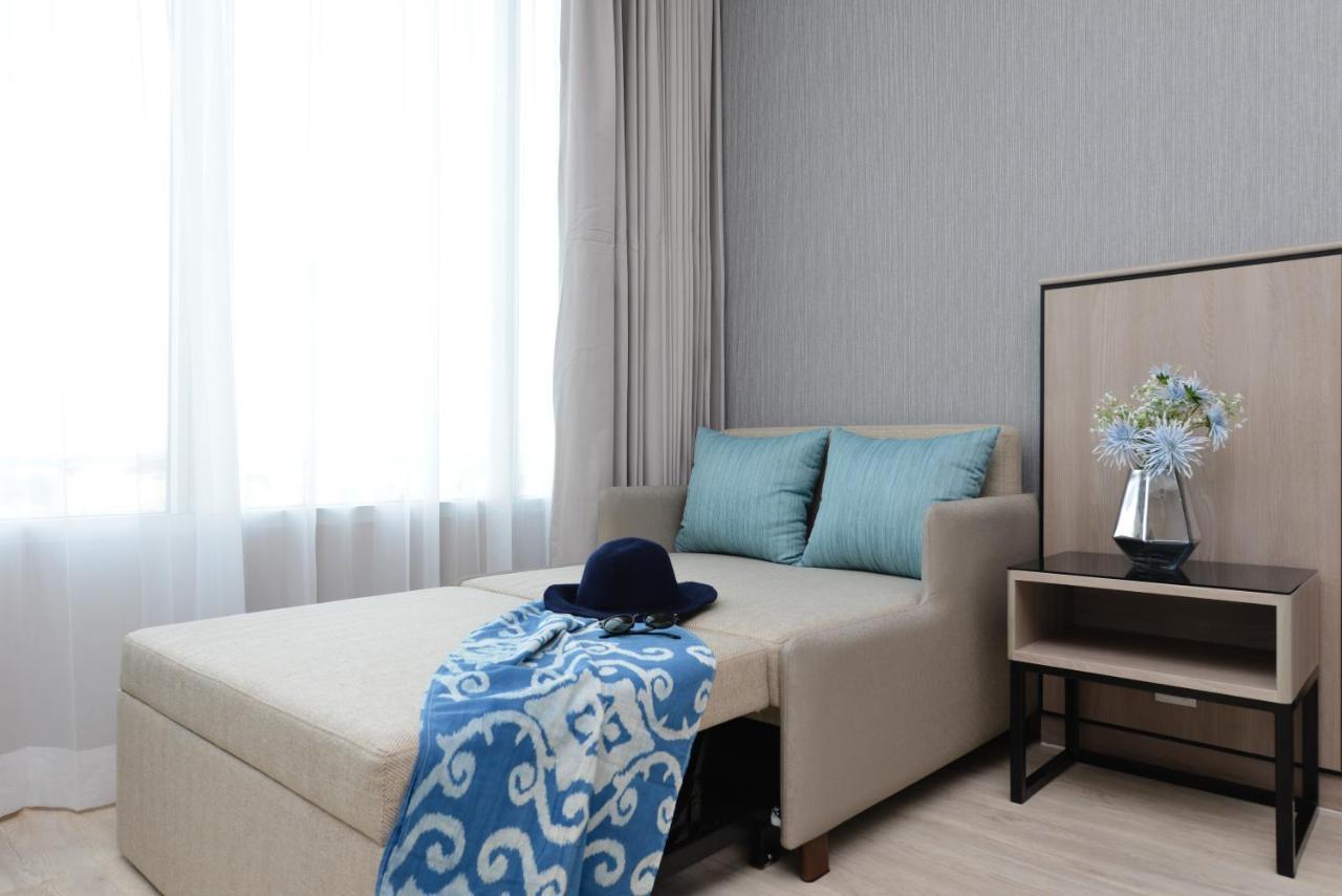 Nakhonratchasima Centre Point Hotel Terminal21 Korat מראה חיצוני תמונה A sofa bed