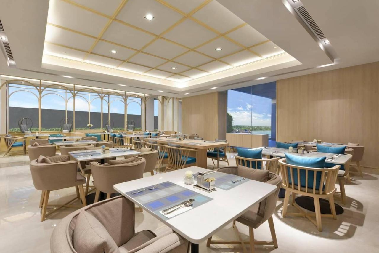 Nakhonratchasima Centre Point Hotel Terminal21 Korat מראה חיצוני תמונה The restaurant
