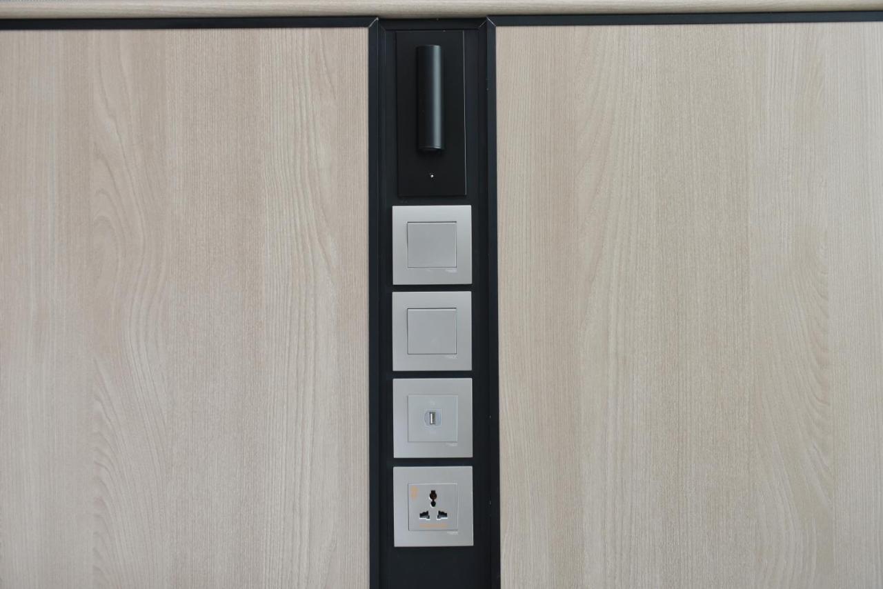 Nakhonratchasima Centre Point Hotel Terminal21 Korat מראה חיצוני תמונה A power strip